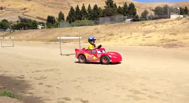 POWER-WHEELS-STILL