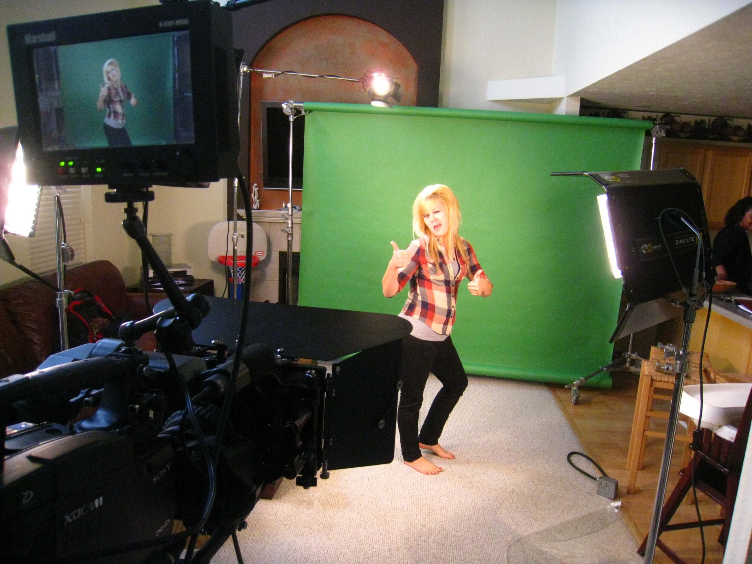 Chelsey, one of the teen interviews, did some poses for her introduction.